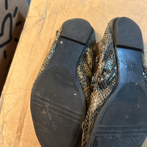 Simply, Vera Wang ballet flats - Picture 3 of 4